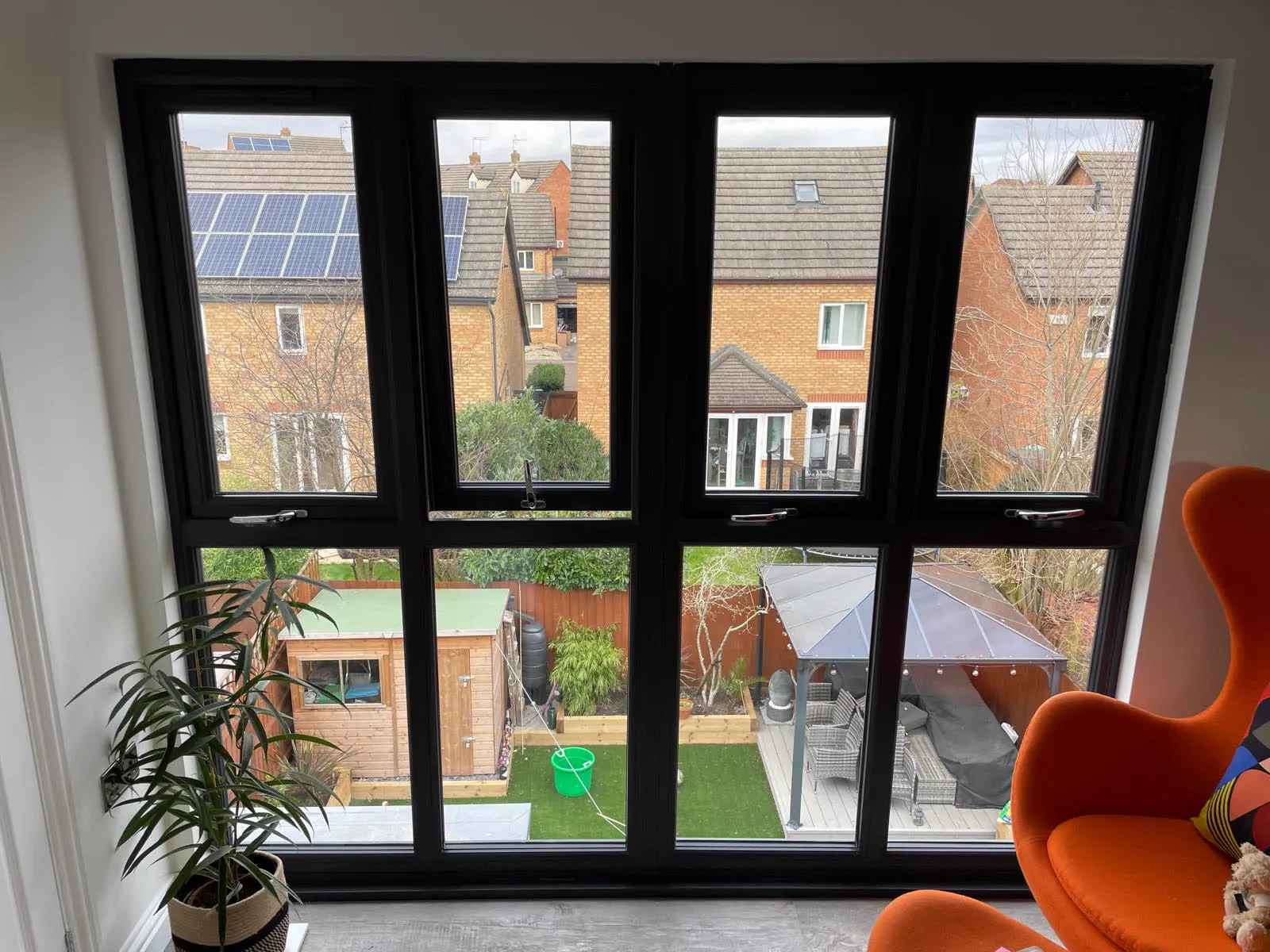 Floor-to-Ceiling Windows